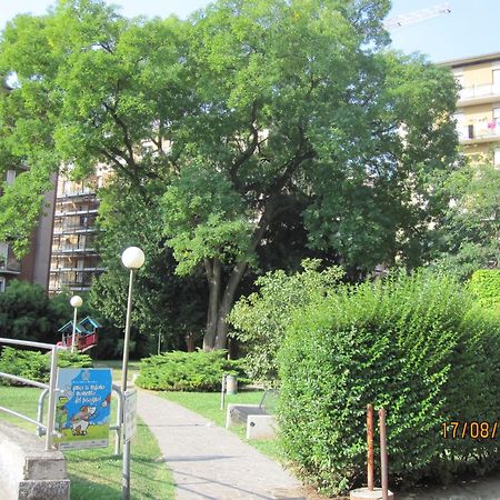 Piazzi House Aparthotel Sondrio Exterior foto